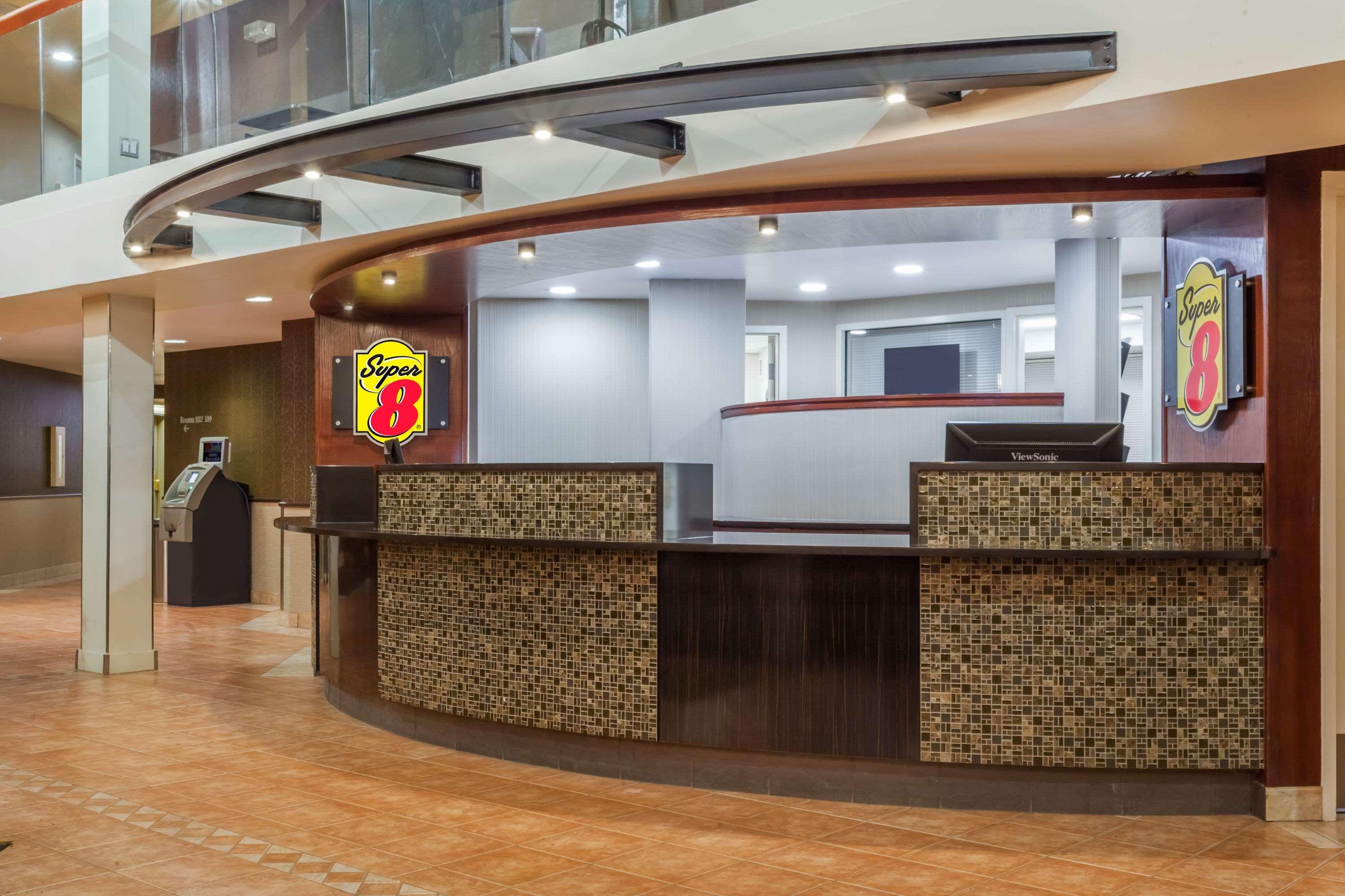 Super 8 By Wyndham Sherwood Park/Edmonton Area Exteriör bild