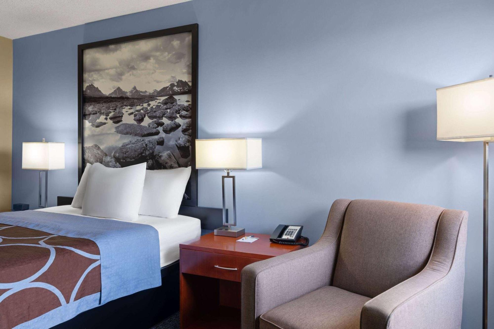 Super 8 By Wyndham Sherwood Park/Edmonton Area Exteriör bild
