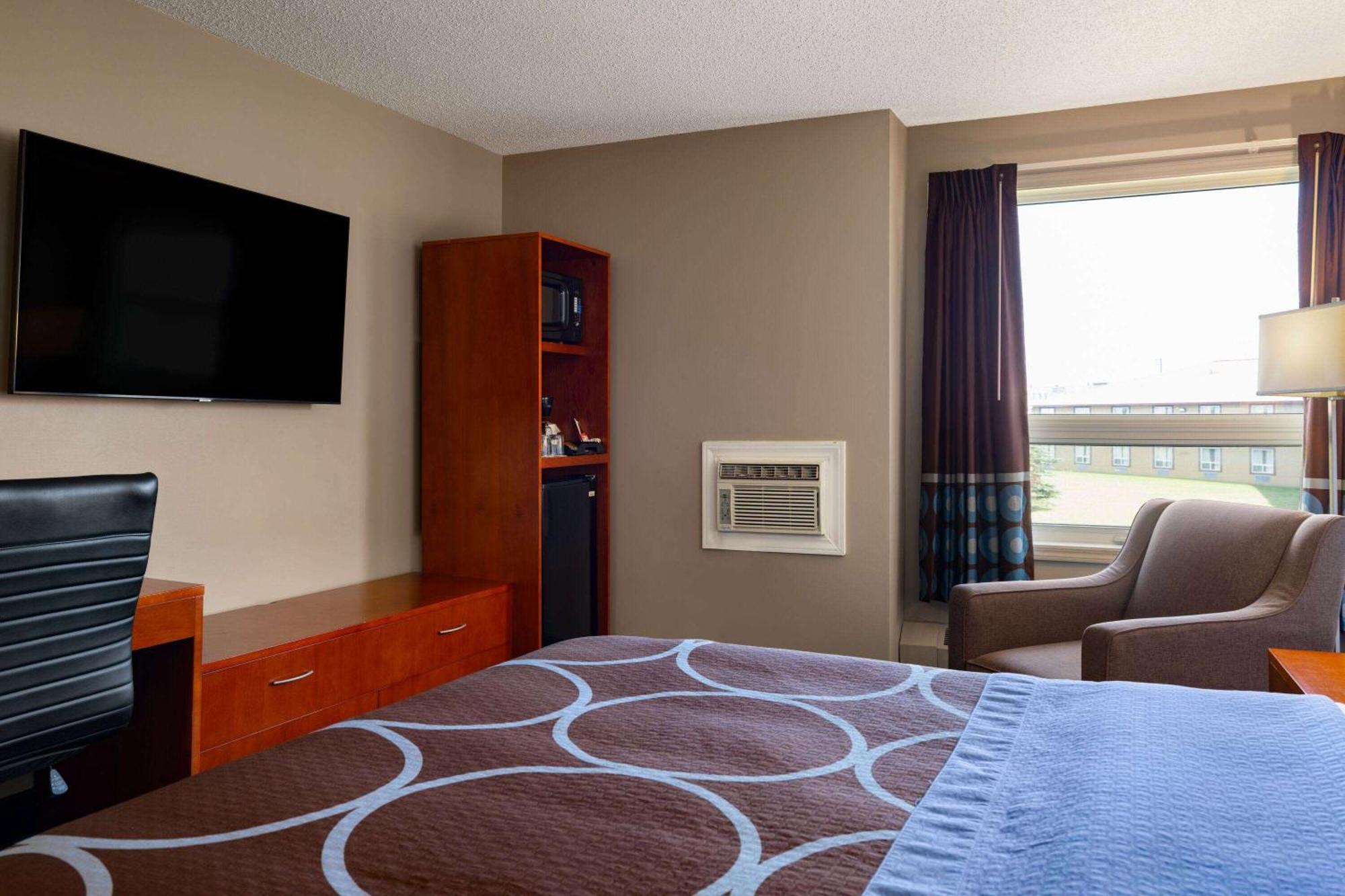 Super 8 By Wyndham Sherwood Park/Edmonton Area Exteriör bild