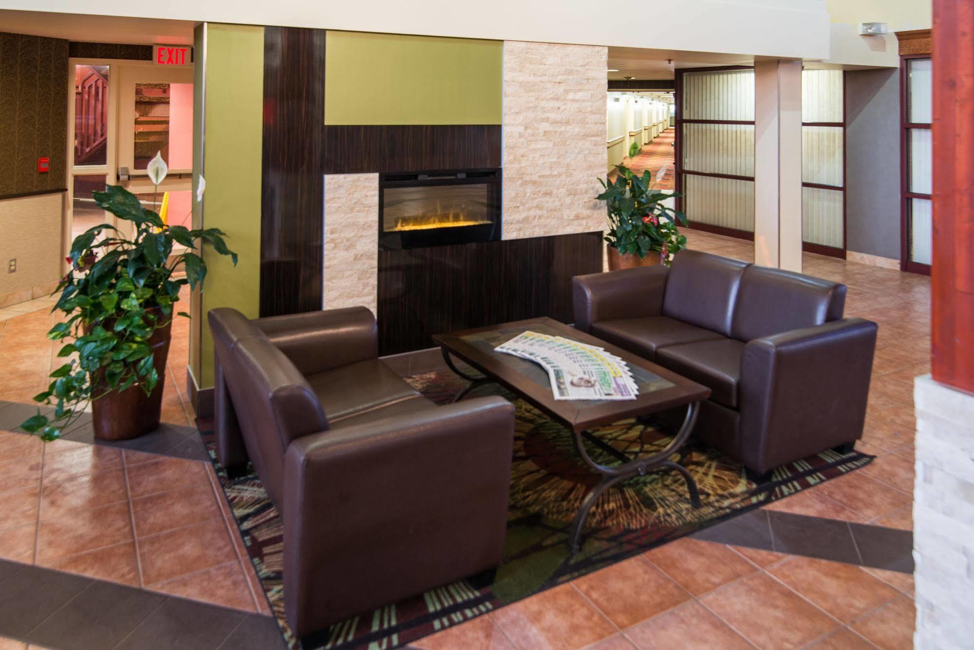 Super 8 By Wyndham Sherwood Park/Edmonton Area Exteriör bild